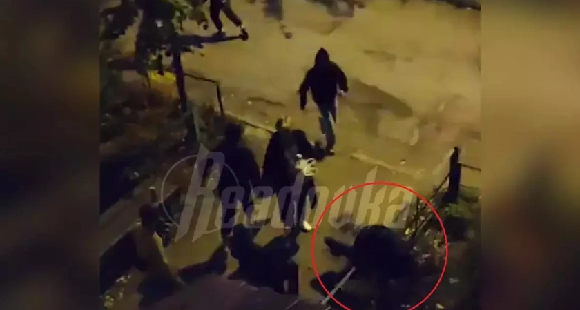 В Октябрьском раскрыли нападавших на мужчину в конфликте с подростками