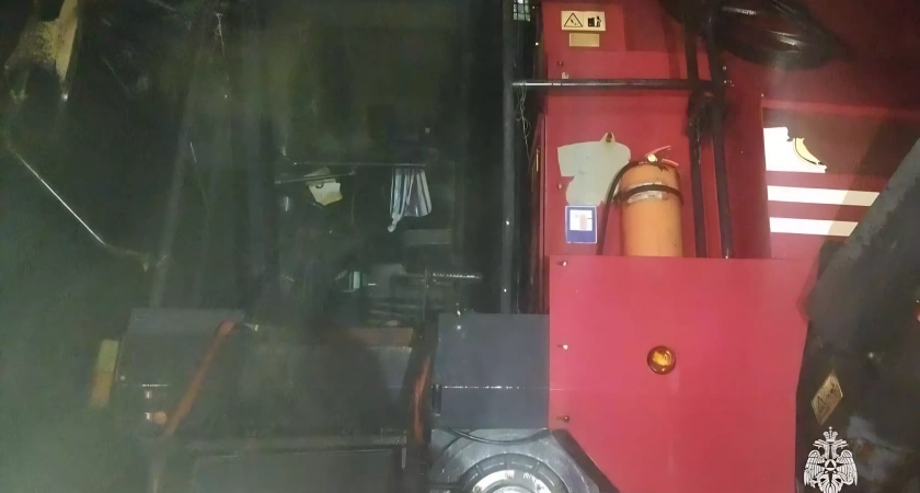 В Куюргазинском районе сгорел зерноуборочный комбайн, никто не пострадал