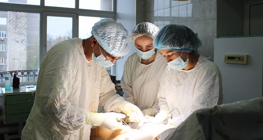 Нефтекамский пациент успешно выписан из больницы после сложной операции на шее