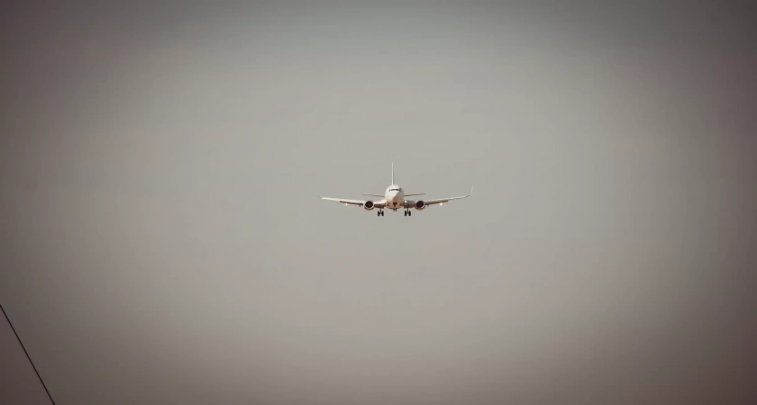 Самолет вернулся в Уфу из-за неубранных шасси после взлета