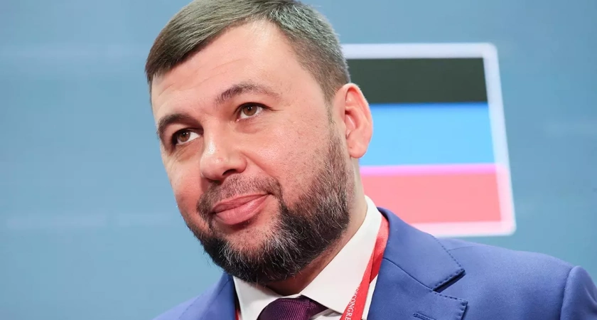 Торжественная встреча делегации из ДНР в аэропорту Уфы