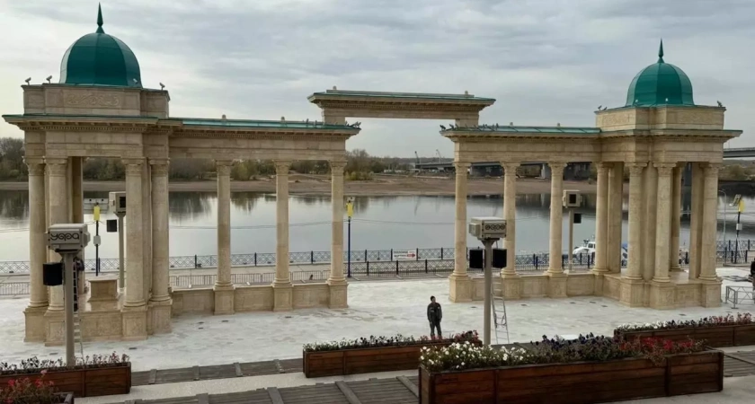 В Уфе откроют копию сухумской колоннады и проведут фотоконкурс