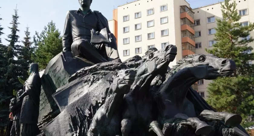 В Уфе отметят 105-летие Мустая Карима возложением цветов