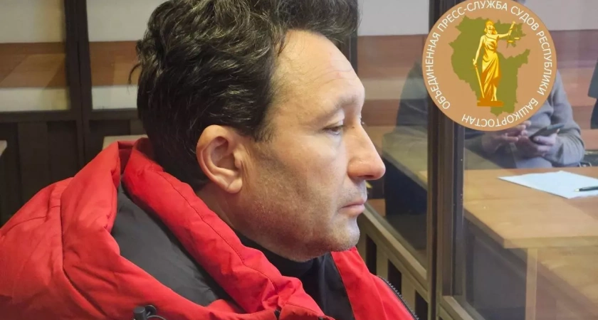 Экс-глава Мелеузовского района предстал перед судом за взятку