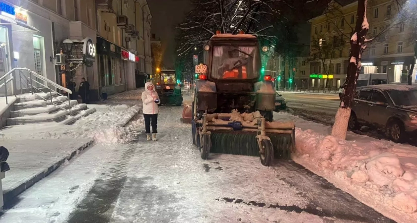 В Уфе за сутки вывезли 800 кубометров снега после первого снегопада