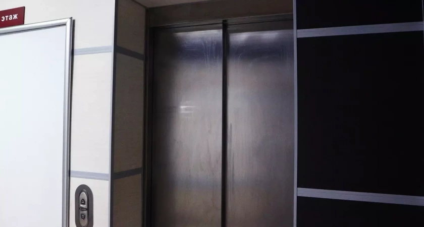 В Уфе новый лифт не работает полгода из-за бракованной детали