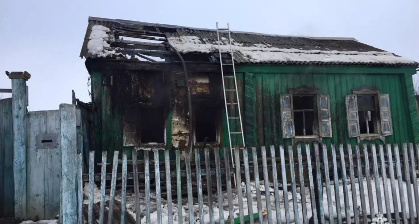 Женщина погибла при пожаре из-за загоревшихся штор в Башкирии