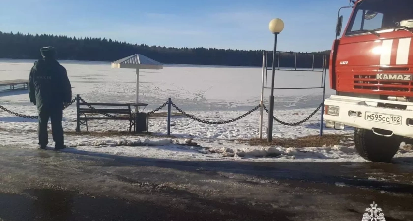 В Башкирии велосипедист утонул, пытаясь пересечь реку по тонкому льду