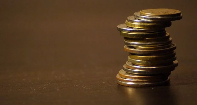 Курс доллара превысил 108 рублей впервые с весны 2022 года