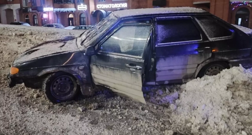 В Уфе росгвардейцы задержали водителя угнанной "четырнадцатой" после погони