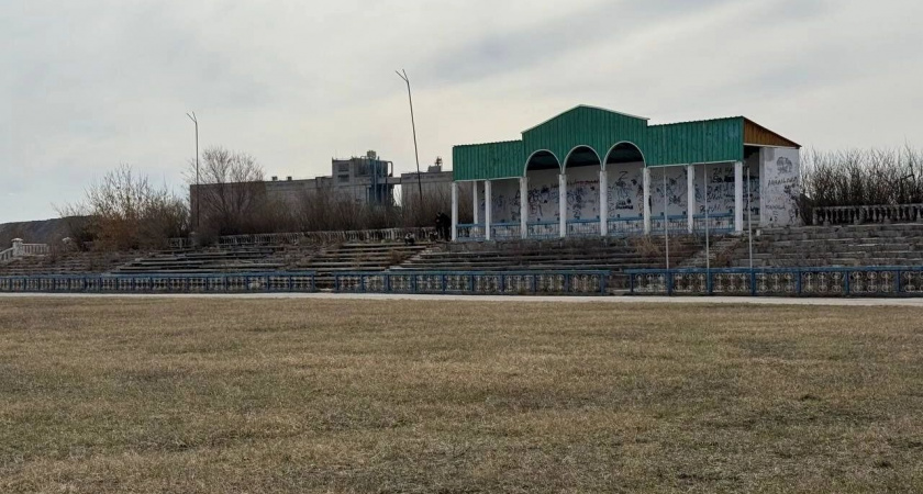 Министр спорта Башкирии проверил состояние спортивных объектов в Сибае