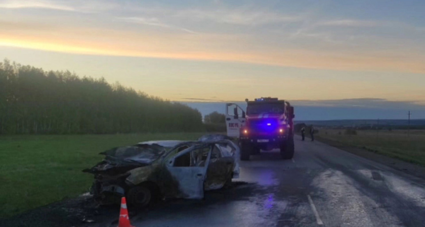 В ДТП под Туймазами погиб водитель ВАЗа после столкновения с Renault Logan