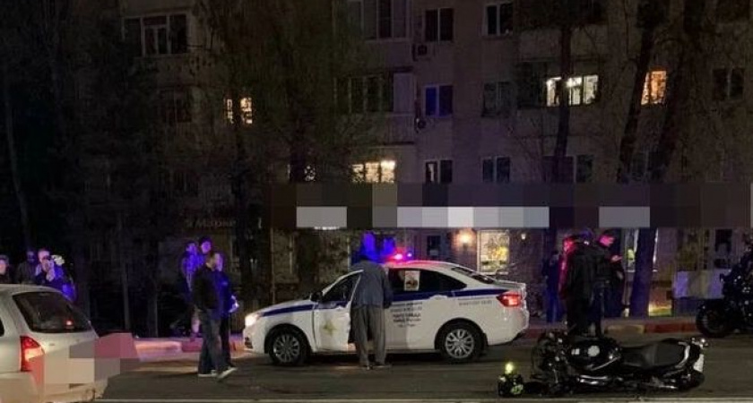 Мотоциклист пострадал при столкновении с "Ладой" во время неудачного разворота в Уфе