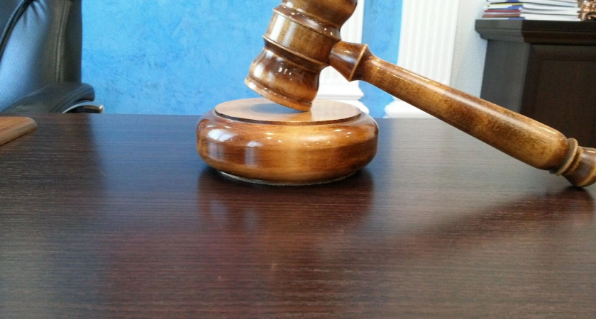 Пьяный водитель с судимостью отправлен в колонию за оскорбление полицейского