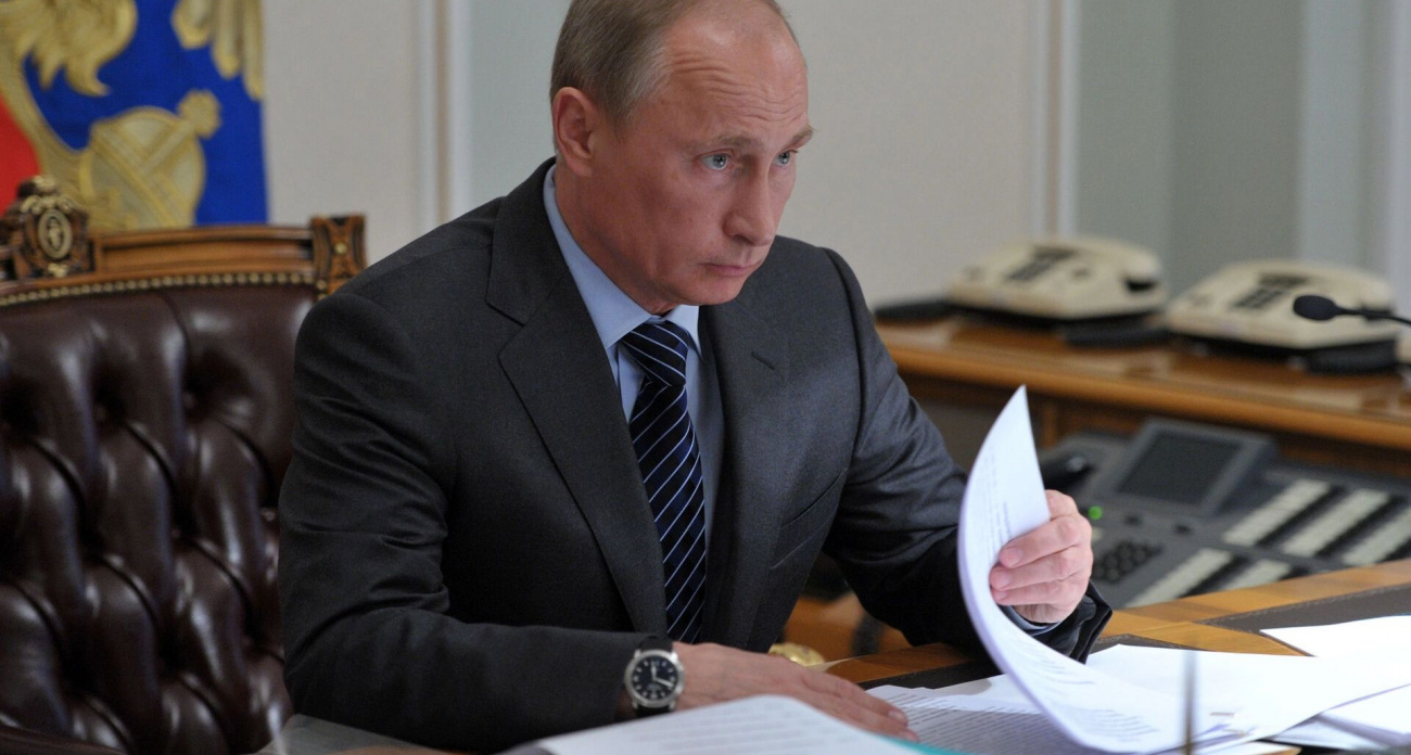 Путин подписал закон о создании российского мессенджера MAX и его обязательной предустановке на смартфоны