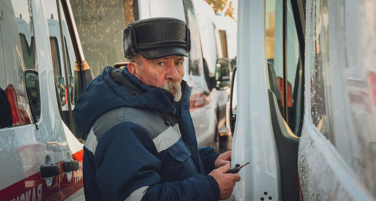 В Башкирии на машинах скорой помощи появились QR-коды для жалоб на медиков