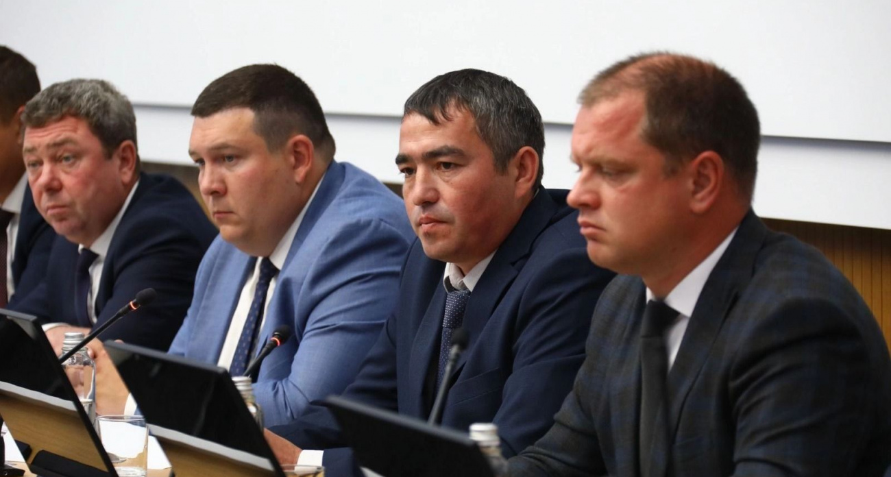 Глава Башкирии обсудил строительство ГОКа по образцу Томинского комбината в Абзелиловском районе