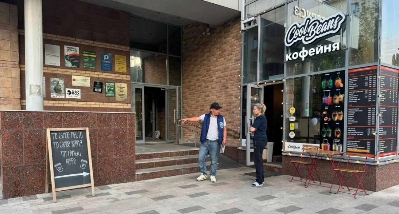 В День торговли в Уфе устроили проверки вместо праздника: на улице Ленина ловили нарушителей