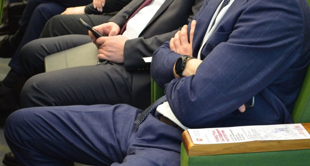 Чиновники Башкирии вооружились словарем молодежного сленга для встречи с субкультурами