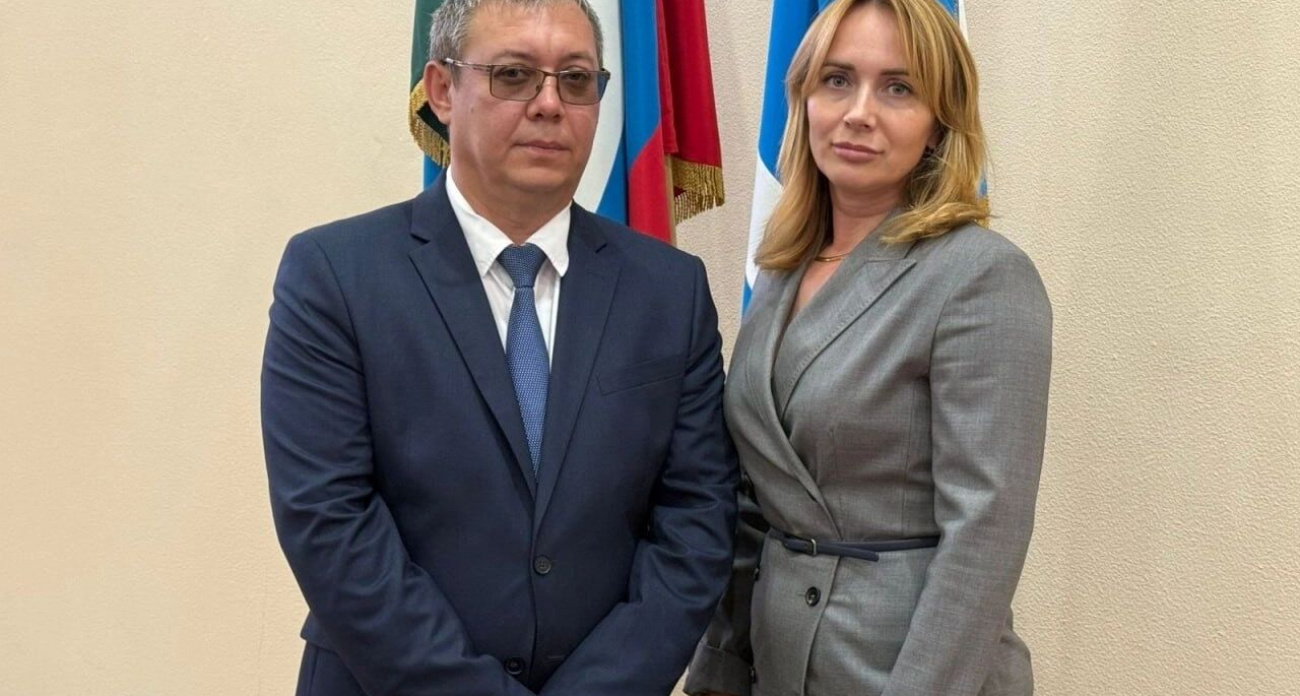 В Благовещенске из пяти кандидатов единогласно выбрали нового мэра Абдрахманова