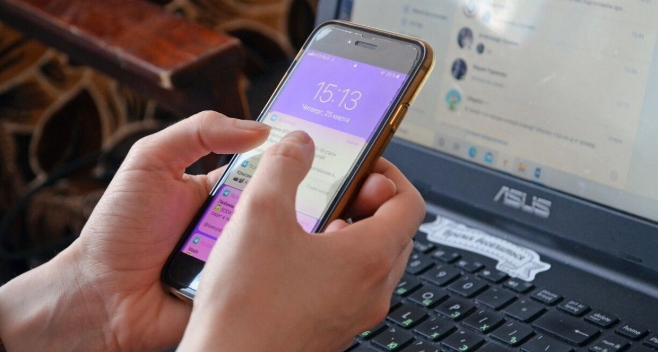 "Кастрированный Telegram": уфимские чиновники массово отказываются от российского мессенджера MAX