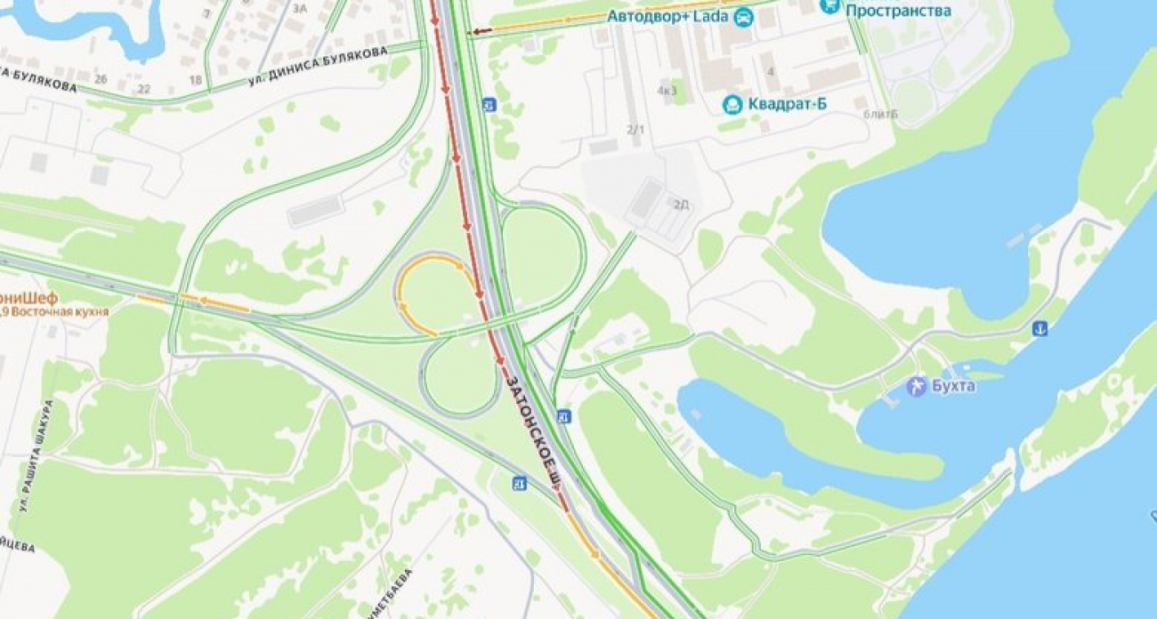 ДТП на Затонском мосту парализовало движение автобусов в Уфе: пробки от Михайловки до Дружбы народов