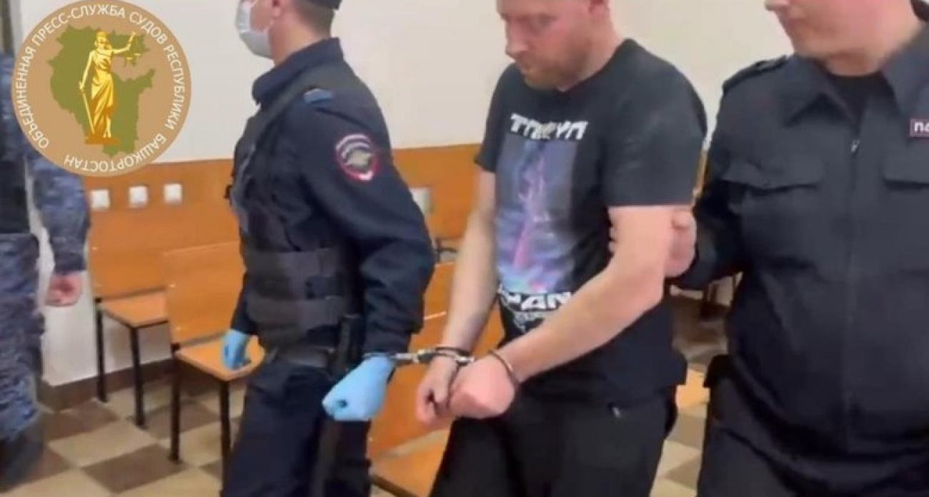 34-летний отец выбросил малолетнюю дочь с балкона: девочка в крайне тяжелом состоянии