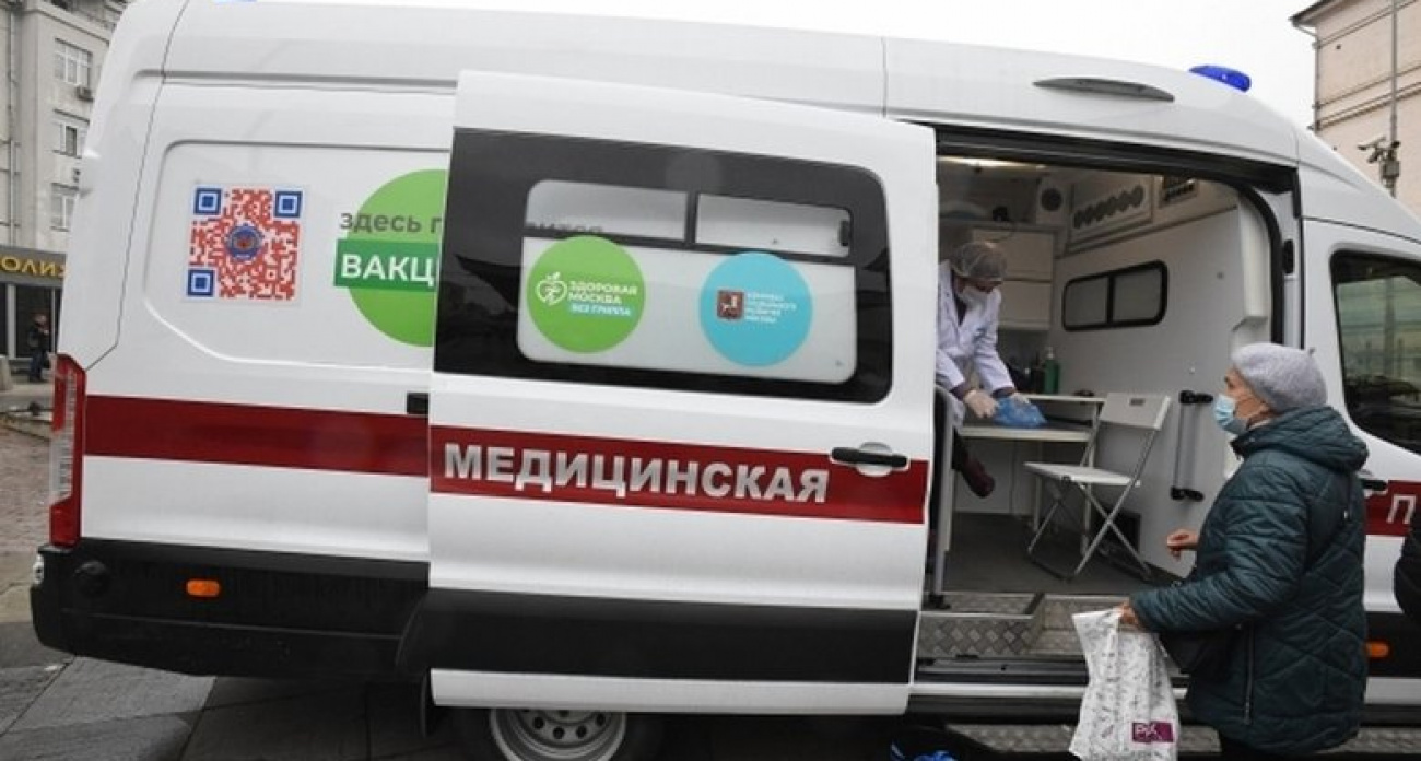 14-летний подросток получил перелом двух костей голени на детской площадке в Уфе