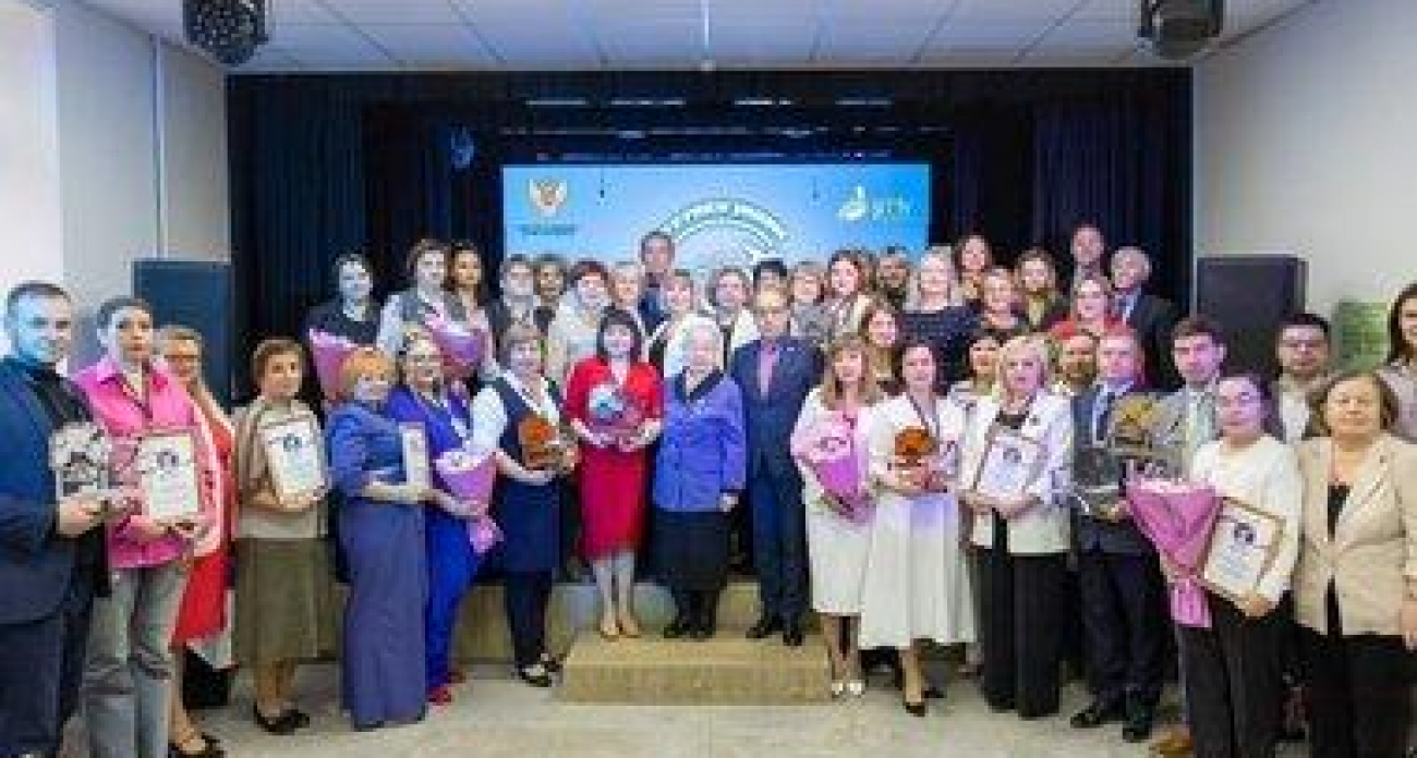 139 лет на троих: династия из Башкирии обошла 205 семей учителей со всей России