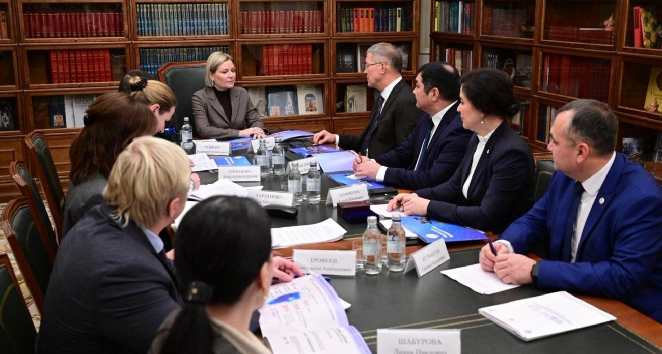 Цирк закрыт 9 лет: Хабиров выбил у Любимовой деньги на реконструкцию трех культурных объектов