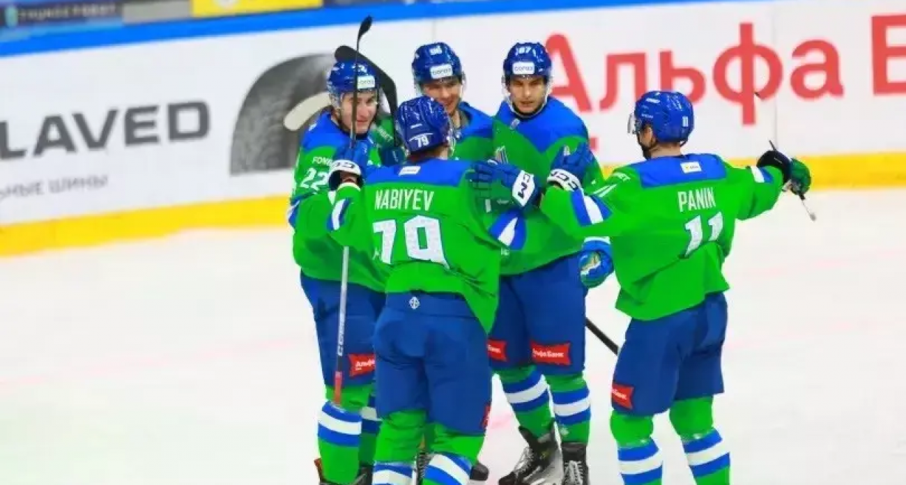 Вязовой в воротах и Броссо в первом звене: «Салават Юлаев» огласил состав на битву с «Нефтехимиком»