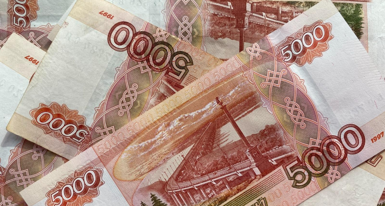 Электромонтерам в Уфе предлагают до 200 тысяч: список вакансий от администрации города