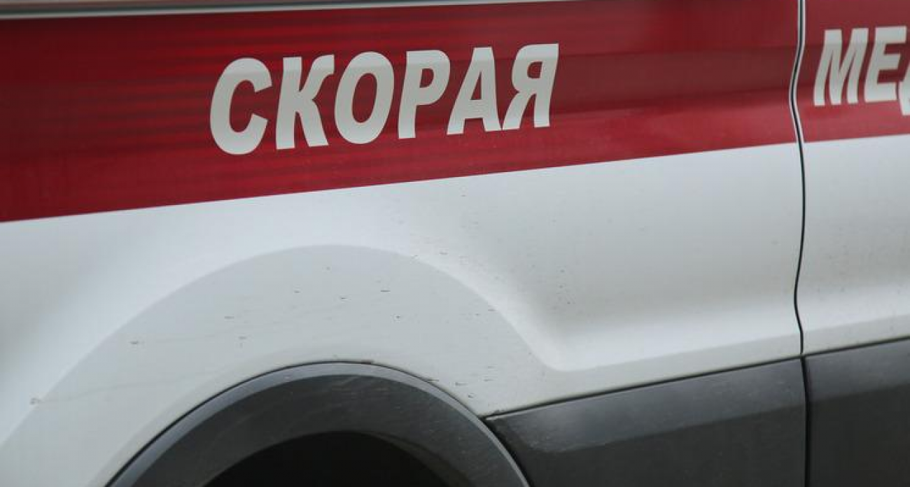 «Просто стоял и упал»: футболист скончался прямо на поле в манеже Сипайлово — два экипажа не спасли