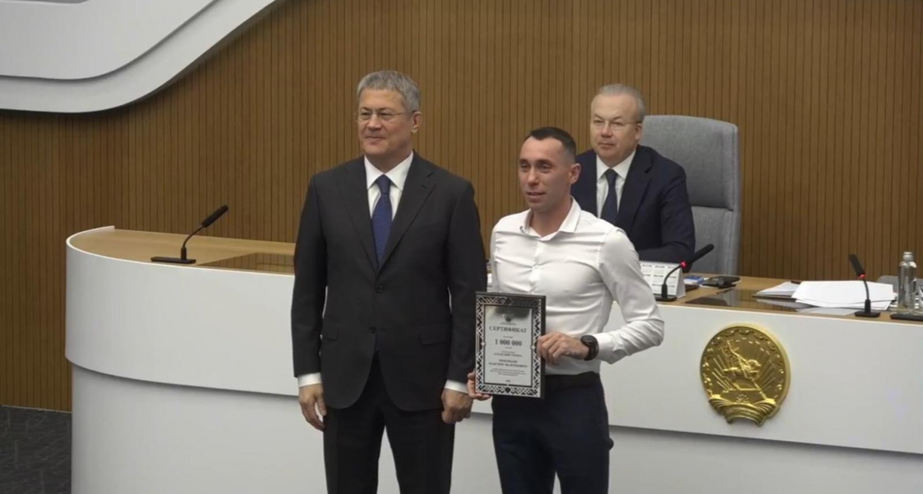 По миллиону рублей: пять сельских тренеров Башкирии получили выплаты от Хабирова