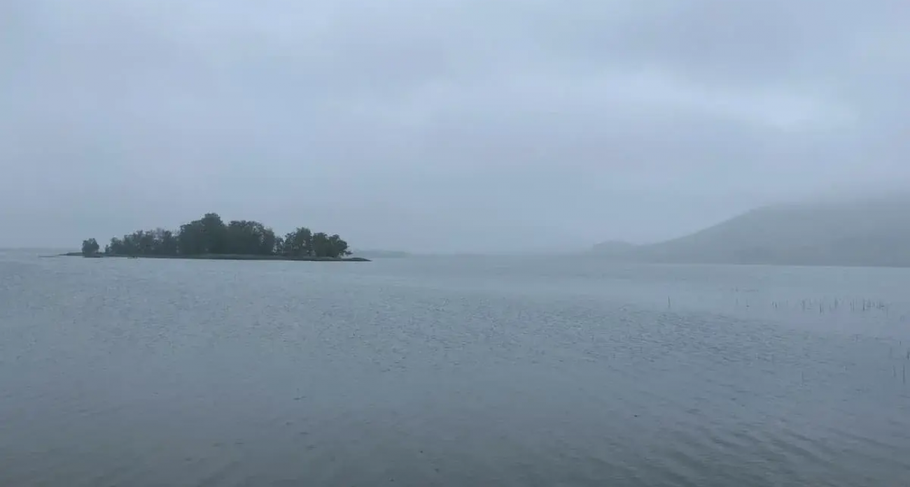 Озеро Кандры-Куль закрыто для моторных лодок: федеральный закон против туристов