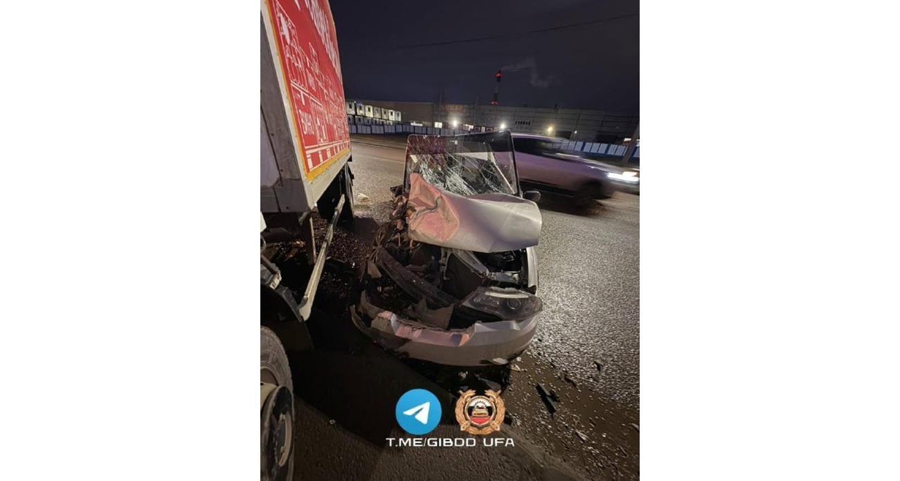 52-летний водитель «Нексии» выехал на встречку и врезался в грузовик «Исудзу»