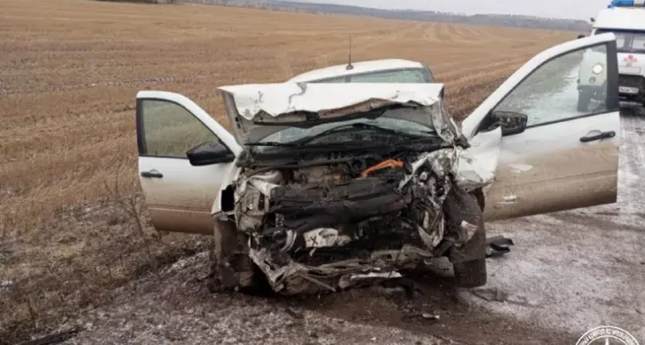 74-летний пассажир погиб в лобовом столкновении двух «Лад» в Башкирии