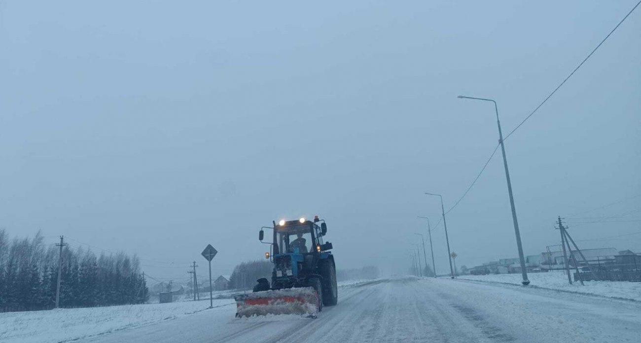 Уфа закрыла въезд грузовикам на 5 направлениях до 21:00 из-за непогоды