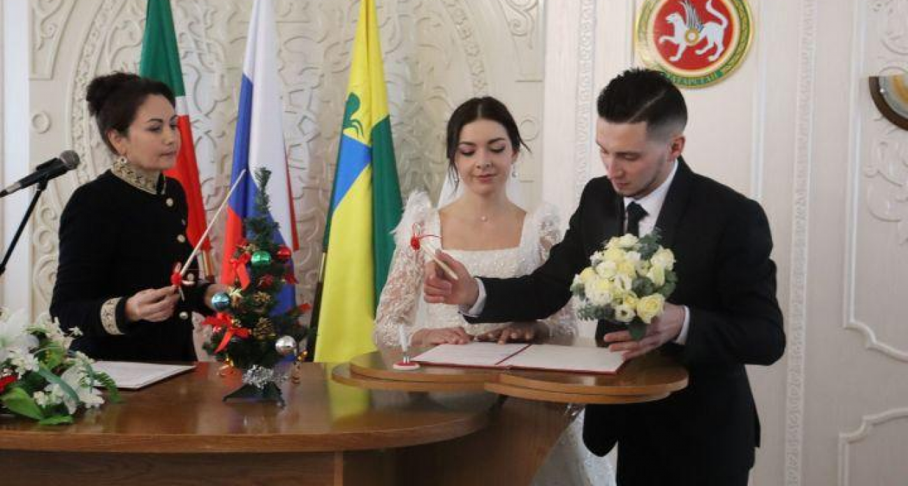 Первая свадьба 2026 года: молодожены из Алькеевского района начали свадебный сезон