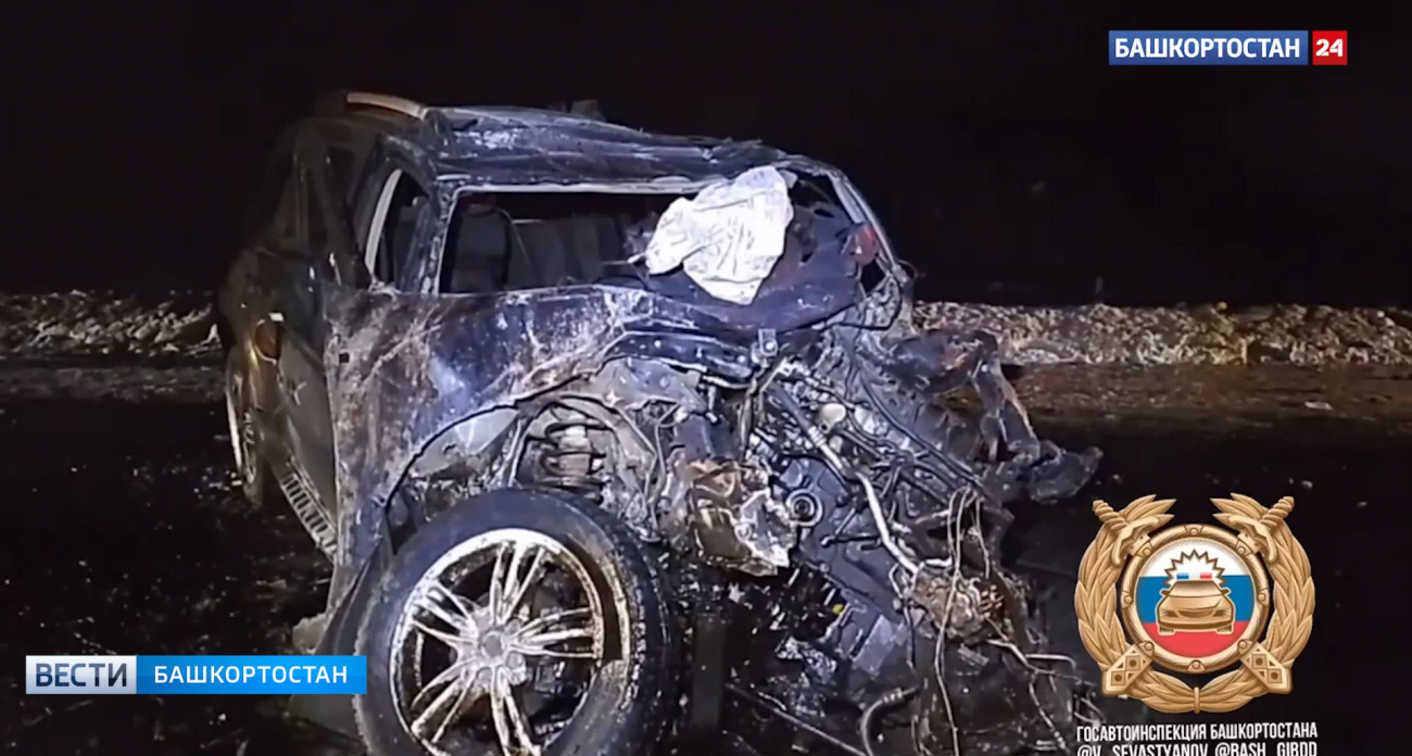 Renault Duster на встречке протаранил фуру Scania: водитель погибла на месте