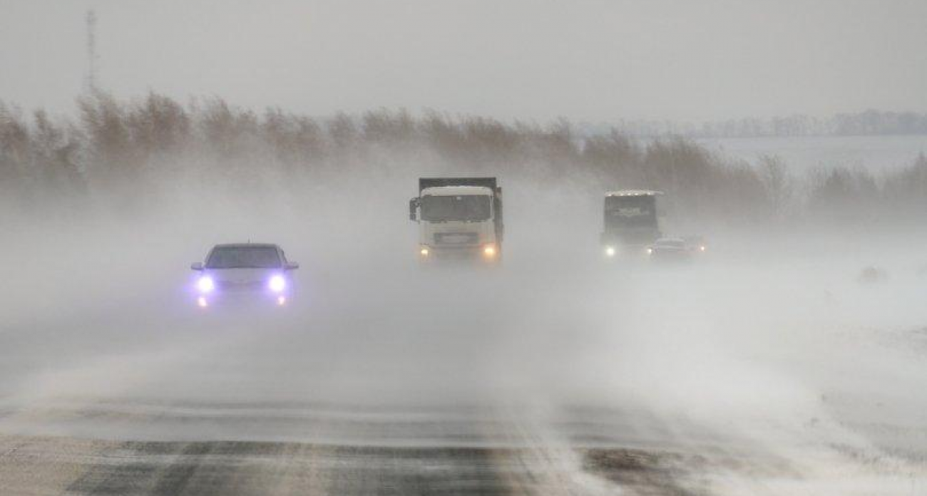 Туман парализовал 25-километровый участок трассы Уфа-Оренбург на три часа