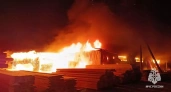 При пожаре на деревообрабатывающем предприятии в Нефтекамске пострадал рабочий