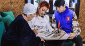 Волонтеры «Башнефти» навестили 95-летнюю труженицу тыла с праздничным подарком