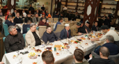 Депутаты, участники СВО и блогеры собрались на ифтар в Уфе