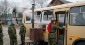Школьный автобус превратили в баню для бойцов СВО