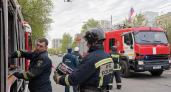 Дрон вышел из-под контроля на учениях МЧС в Уфе и врезался в машину