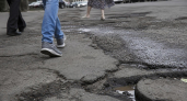 Жители Уфы пожаловались на глубокие колеи у ТЦ «Планета» и отсутствие средств