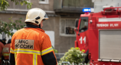 После пожара в многоэтажке Шакши жителям пообещали временное жилье и поддержку