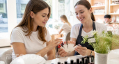 Забудьте про лак в 2026 году: как ухоженные россиянки добиваются идеальных ногтей без походов в салон
