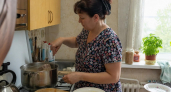 Перестаньте мучиться с мутной пеной: один простой кулинарный лайфхак сделает ваш мясной бульон идеально чистым